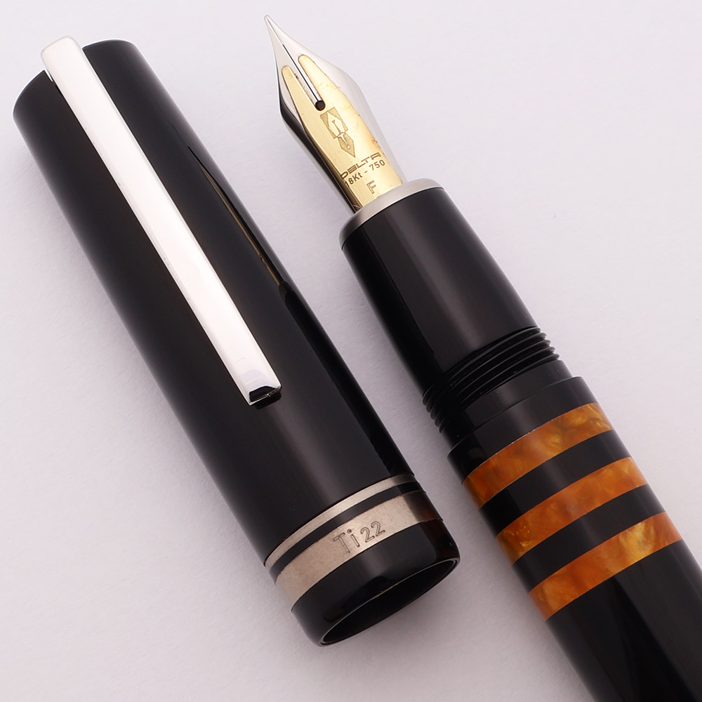 Delta Titanio Ti 22 Fountain Pen (1982) - Black w Chrome Trim and